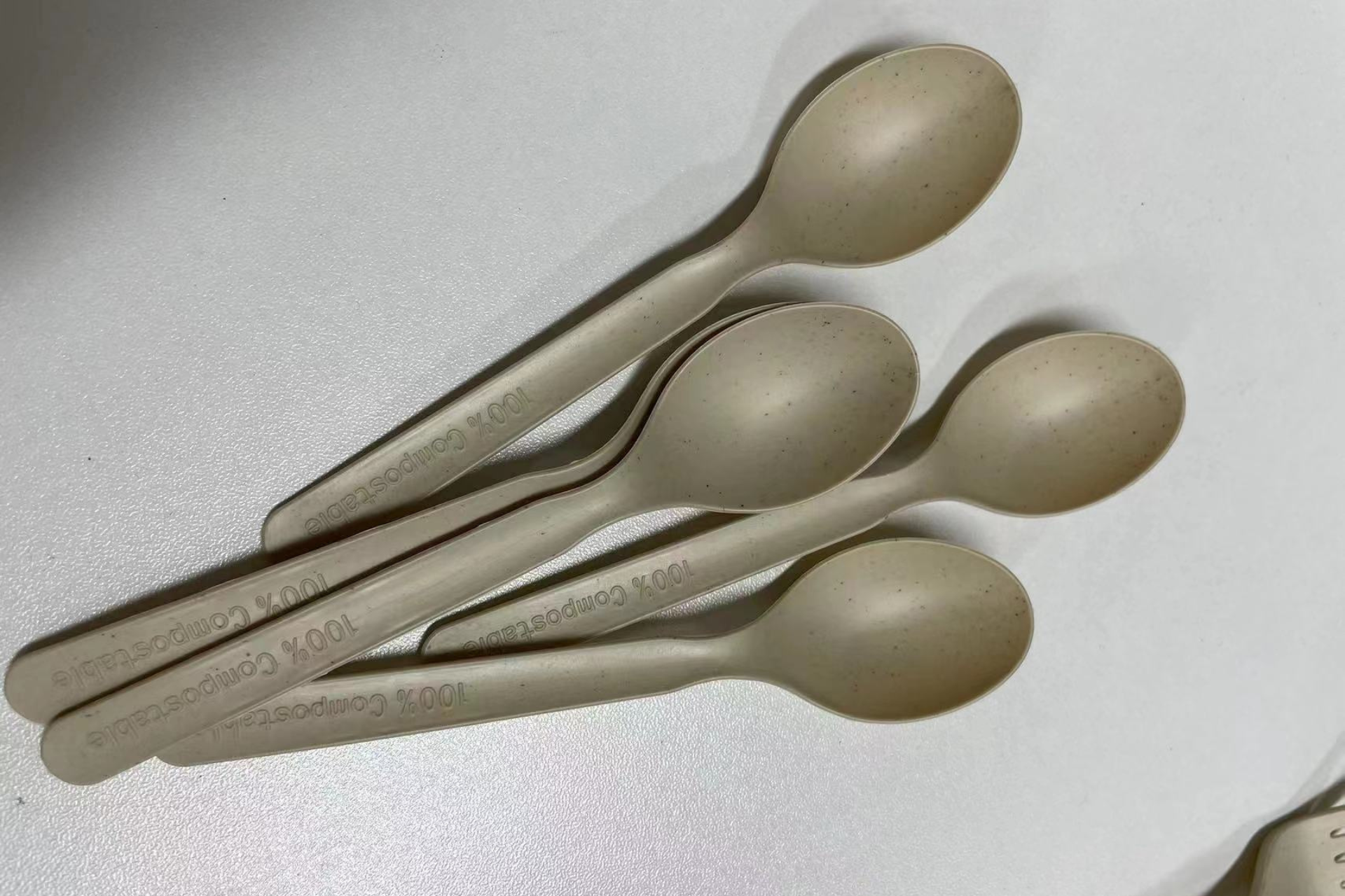 coffee ground cutlery (2)